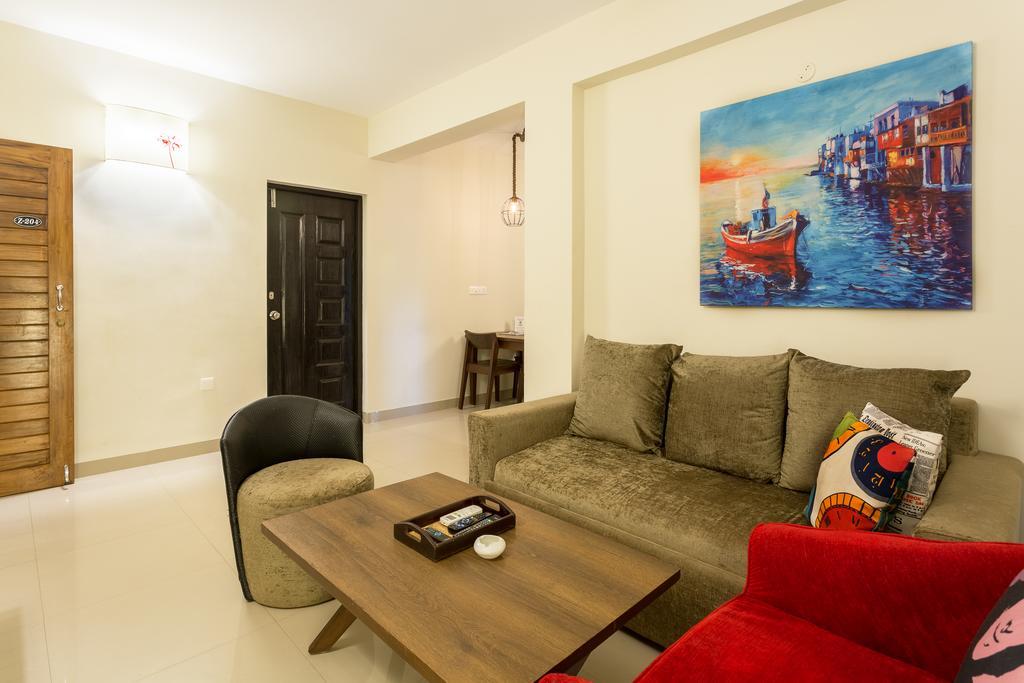 Treebo Trend Zeebo Suites Arpora Exterior photo