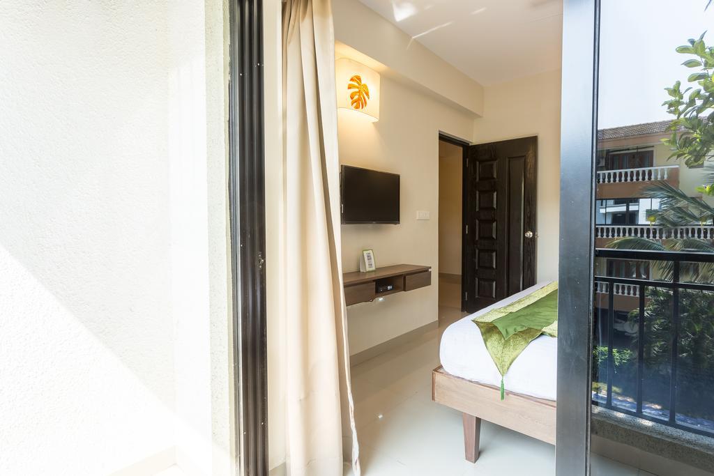 Treebo Trend Zeebo Suites Arpora Exterior photo