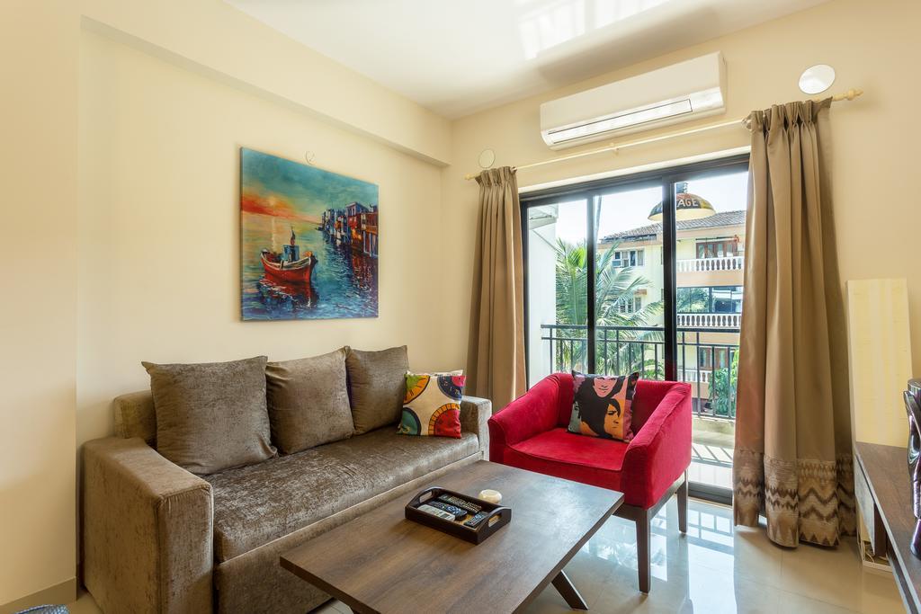 Treebo Trend Zeebo Suites Arpora Exterior photo
